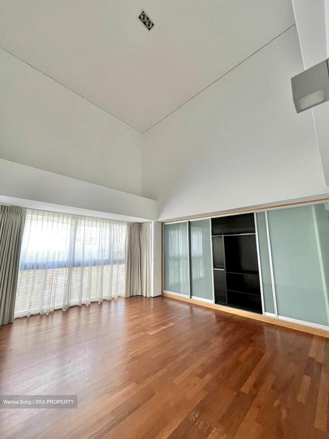 Dunearn Close (D11), Detached #504109301